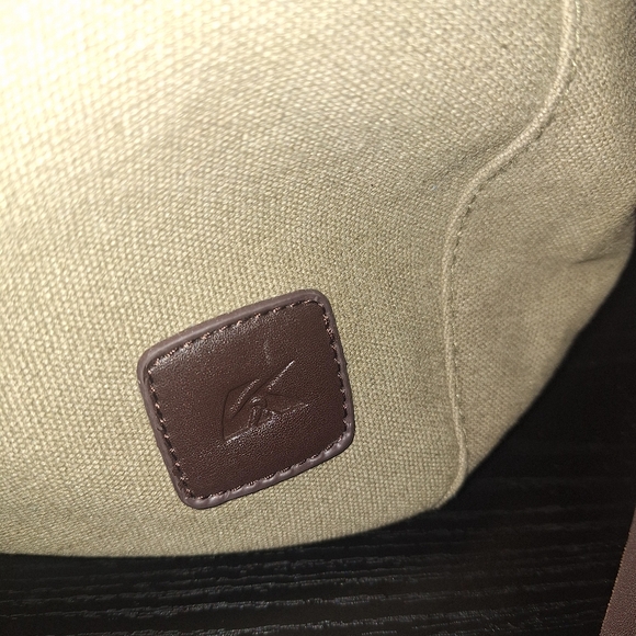 K2 CLASSIC Elegant Tan Tote Bag with Brown Accents** - Picture 2 of 9